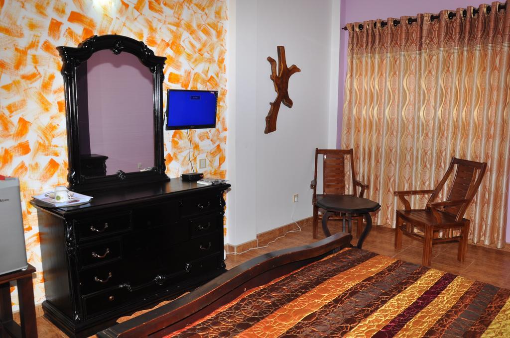Solomon Beach Hotel Marawila Room photo