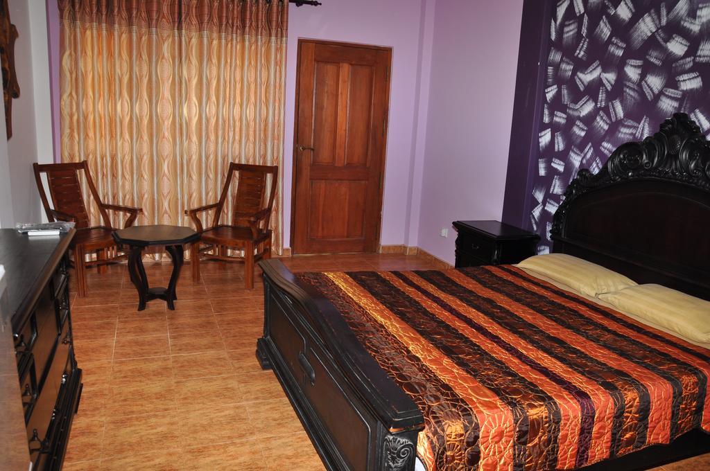 Solomon Beach Hotel Marawila Room photo